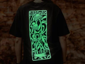 CAMISETA ORGÁNICA SEMILANCEATA – BRILLA EN LA OSCURIDAD <br data-mce-bogus="1">